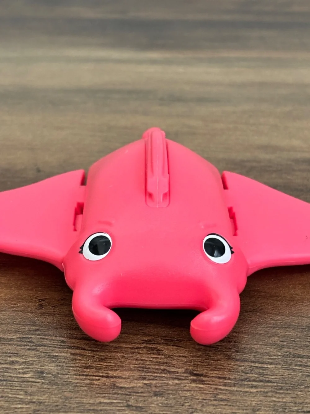 Paw Patrol Aqua Pups Skye Manta Ray Sting Action Figure Pink Moving Vehicle Toy